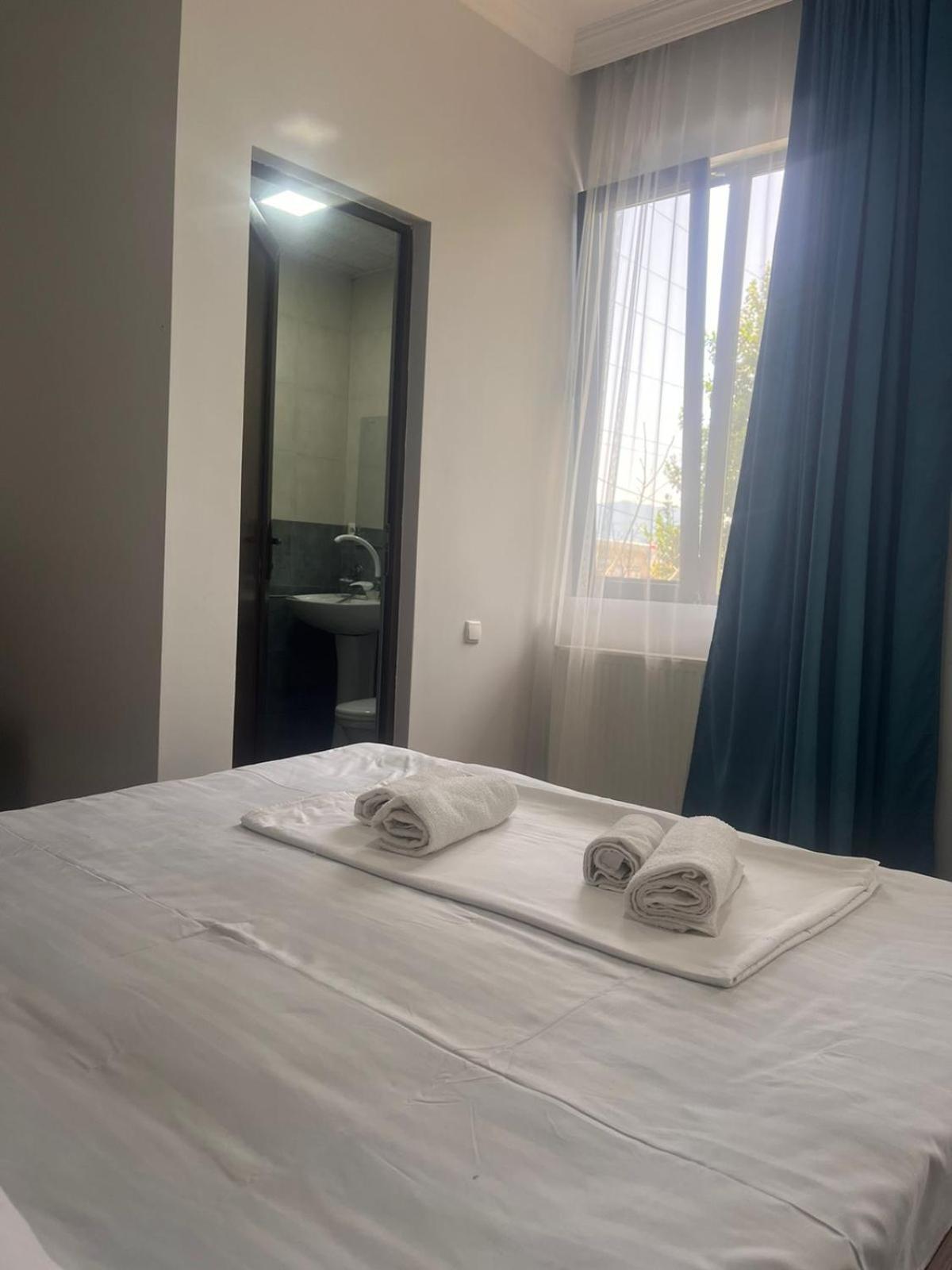 Lia Guest House Kobuleti Exterior photo