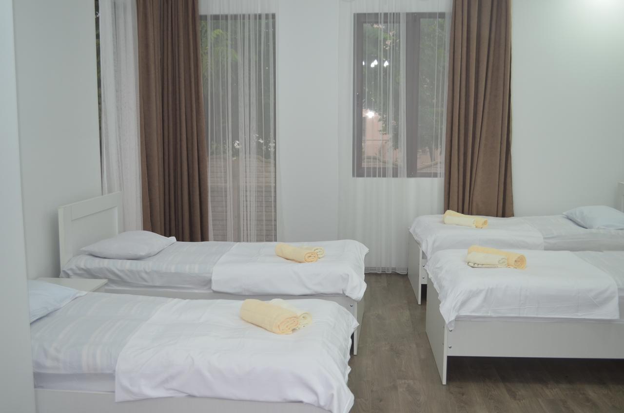 Lia Guest House Kobuleti Exterior photo