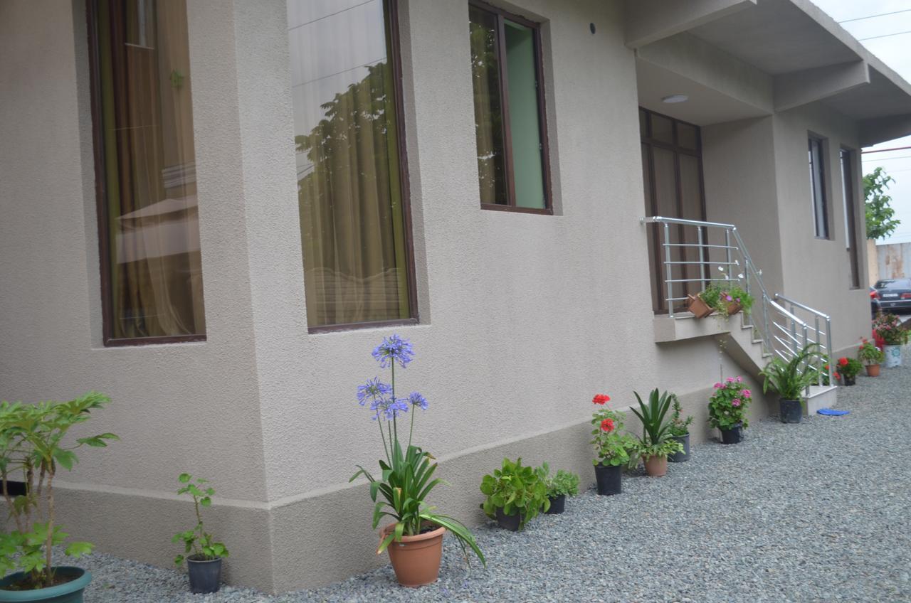 Lia Guest House Kobuleti Exterior photo