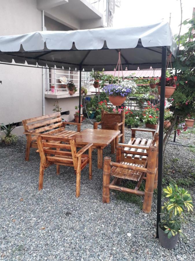 Lia Guest House Kobuleti Exterior photo
